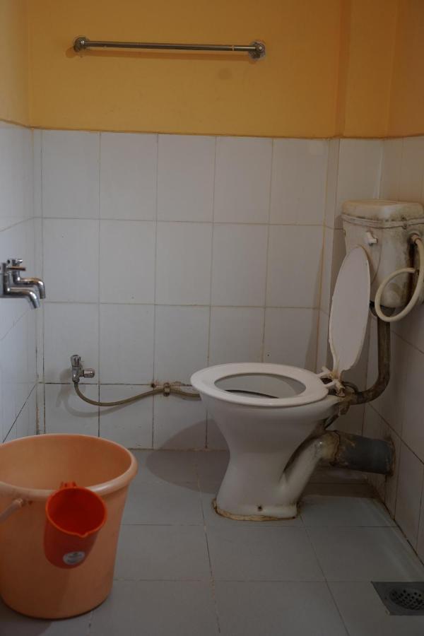 Hotel Rajesh Kolhapur Ngoại thất bức ảnh